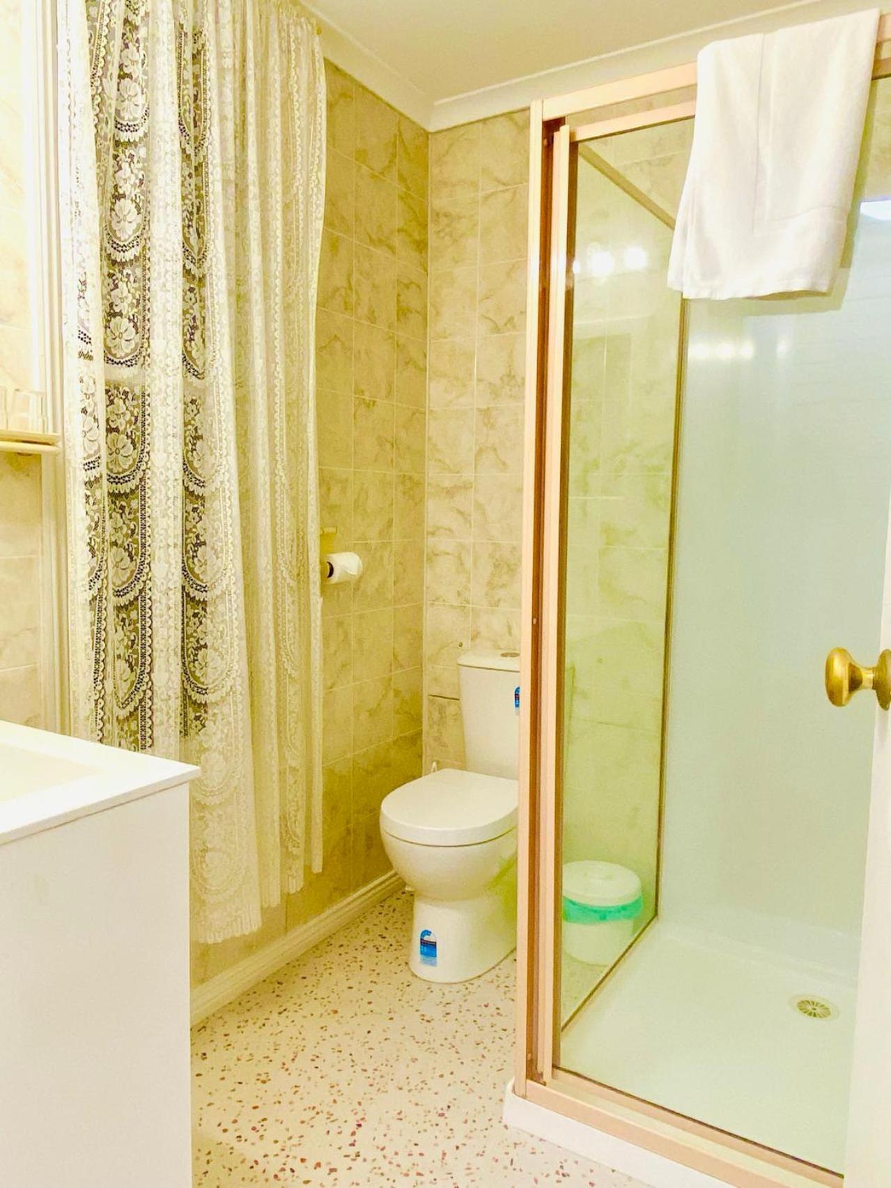 Bed & Breakfast Hillview House 3*